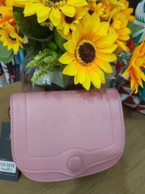 Bolsa em courino sintético